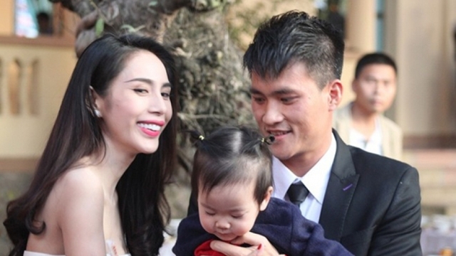 Công Vinh trải lòng đầy xúc động khi tham gia gameshow cùng Thuỷ Tiên