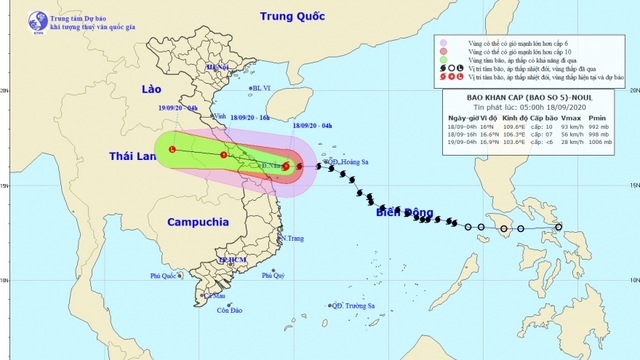 Bão số 5 giảm cường độ, đổ bộ vào đất liền từ Quảng Bình đến Quảng Nam