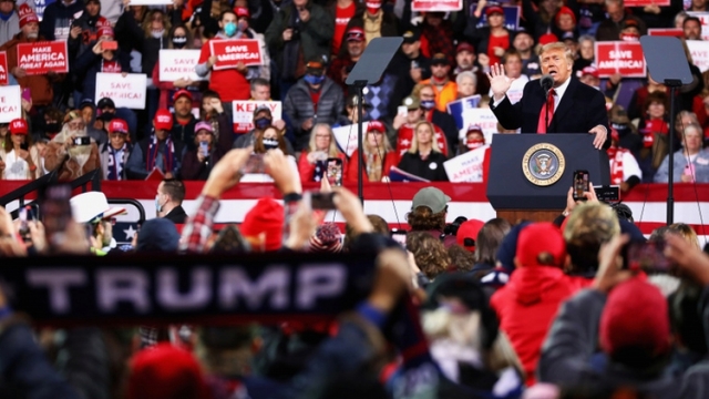 Nhóm cử tri "Trump trước tiên" – Cú hích của đảng Cộng hòa, cơn "đau đầu" của đảng Dân chủ