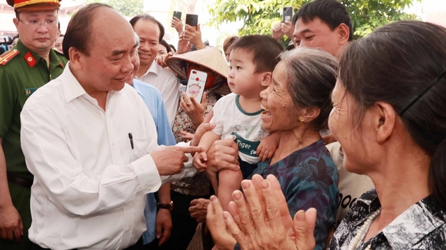Chủ tịch nước: “Đưa xã nông thôn mới kiểu mẫu Tứ Xã thành đô thị phù hợp với quy hoạch”
