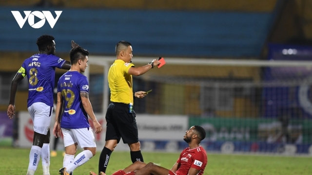 Viettel khủng hoảng lực lượng sau trận thắng Hà Nội FC