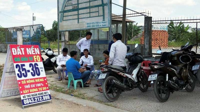 Sốt đất có một phần nguyên nhân từ chậm sửa đổi Luật đất đai