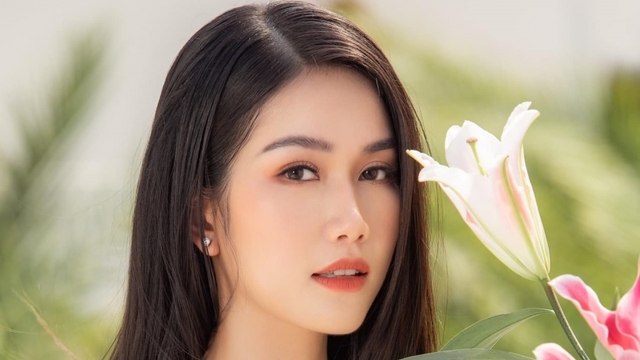 Á hậu Phương Anh nỗ lực chống dịch, "đối thủ" tại Miss International 2021 ngợi khen