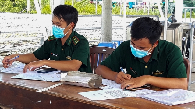 TP.HCM xử lý 3 ghe cá đánh bắt trái phép trong thời gian thực hiện Chỉ thị 16