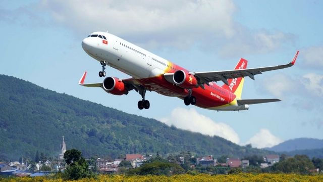 Bay vui trở lại, Tết này đường về gần hơn cùng Vietjet