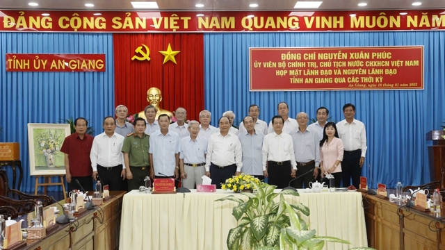 Chủ tịch nước gặp gỡ, chúc Tết các đồng chí nguyên lãnh đạo tỉnh An Giang