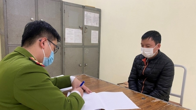Khởi tố thêm 3 đối tượng đưa hối lộ đường dây “làm luật, xếp lốt” tại cửa khẩu