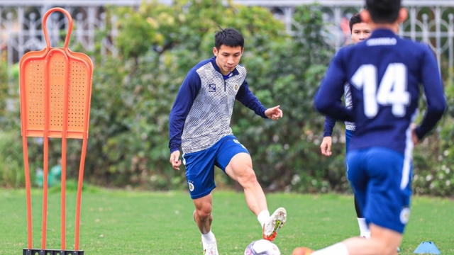 Quang Hải, Hùng Dũng đối mặt lịch thi đấu dày đặc như Ngoại hạng Anh