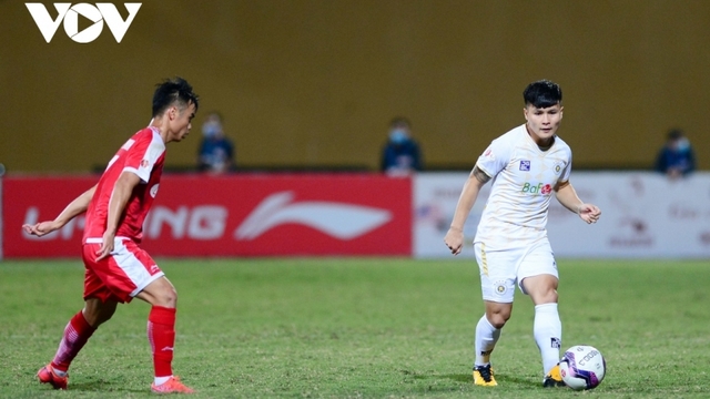 Quang Hải thi đấu trận chia tay sân Hàng Đẫy