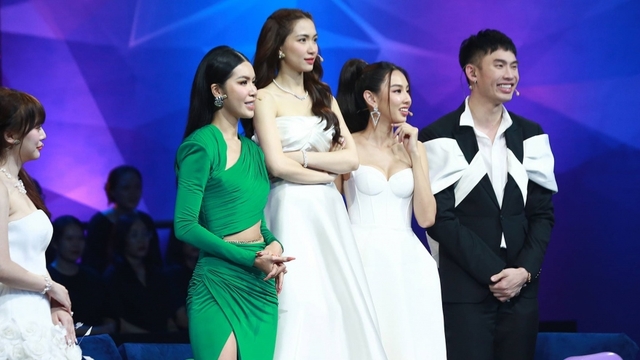 Thùy Tiên - Hòa Minzy tiếc ngẩn ngơ vì nữ chính lỡ tay loại 3 siêu phẩm