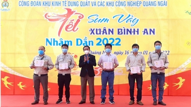 Nhiều hoạt động chăm lo Tết cho công nhân, lao động