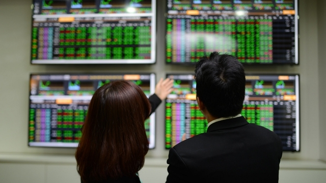 VN-Index có thể sẽ duy trì đà tăng với mức kháng cự gần nhất là 1.065 điểm