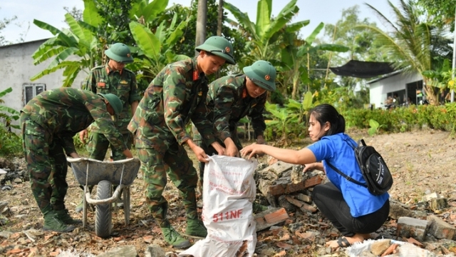 Huy động hơn 10 tỷ đồng thực hiện Tết quân dân năm tại xã Vĩnh Hòa Hưng Bắc