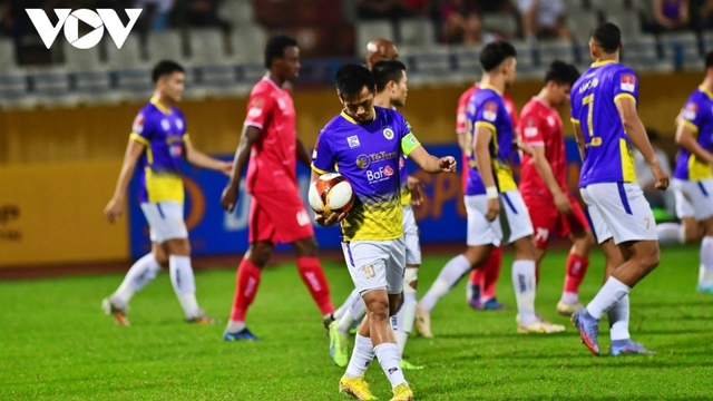 Văn Quyết và những cầu thủ phải nghỉ thi đấu vòng 8 V-League 2023