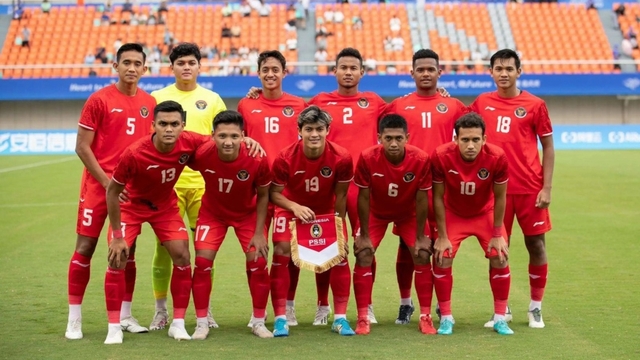 Olympic Indonesia bị loại ở ASIAD 19 dù kéo Uzbekistan sang hiệp phụ