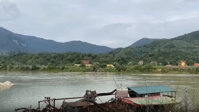 Một người chết do lật thuyền ở Yên Bái