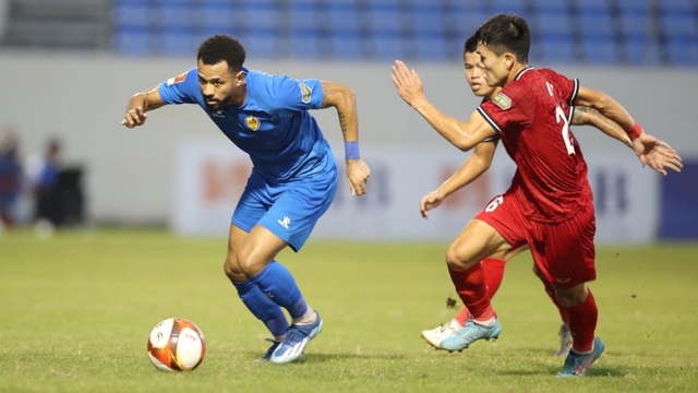 Kết quả V-League hôm nay 3/5: Quảng Nam thắng trận khi ''học'' U23 Indonesia