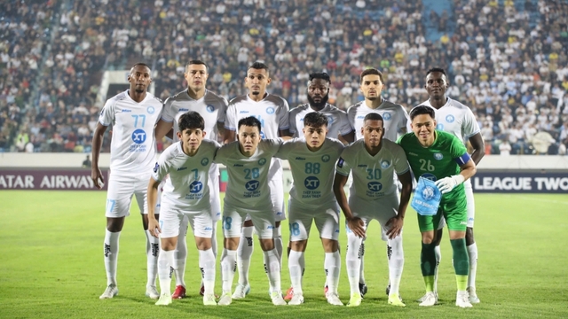 Ngoại binh “bom tấn” rớt giá sâu khi gia nhập CLB Nam Định