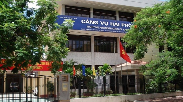 Khởi tố 2 cán bộ Cảng vụ Hàng hải Hải Phòng tội nhận hối lộ