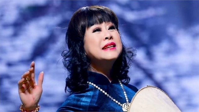 NSƯT Hồng Liên - Tiếng hát cùng tháng năm