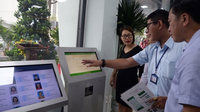 Luật hóa "dám nghĩ, dám làm": Cấp dưới có dám nói thẳng sai phạm của cấp trên?