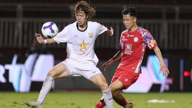 Kết quả V-League hôm nay 25/4: Cầu thủ Việt kiều tiếp tục tỏa sáng