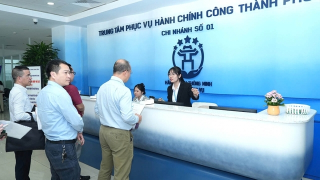 Hà Nội: Người dân làm thủ tục đất đai tăng mạnh