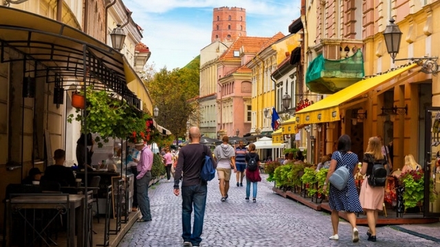 Litva siết chặt hạn chế đối với công dân Nga và Belarus
