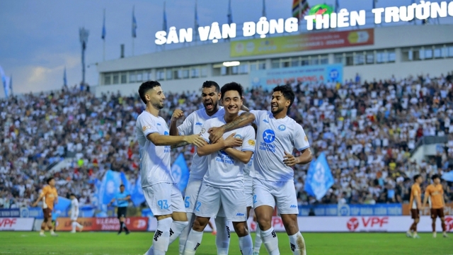 Nam Định và Hà Nội FC thiệt quân ở vòng 24 V-League 2024/2025