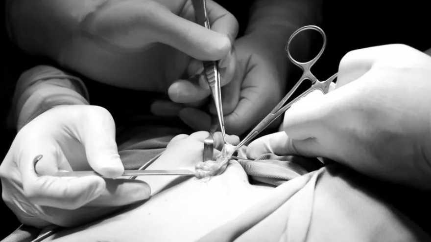 Điều gì xảy ra sau phẫu thuật cắt bỏ tinh hoàn?