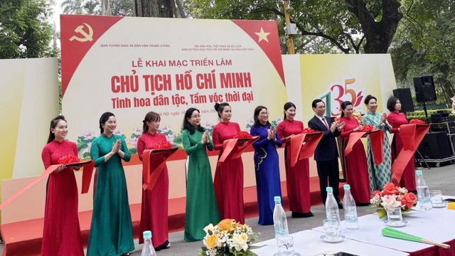 Khu Di tích Chủ tịch Hồ Chí Minh tổ chức chuỗi hoạt động mừng sinh nhật Bác