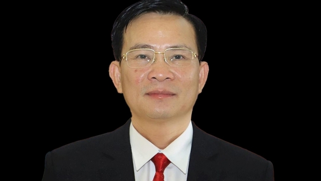 Ông Hồ Văn Mười giữ chức Chủ tịch UBND tỉnh Lâm Đồng (mới)