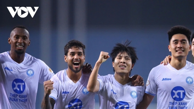 Đội hình tiêu biểu V-League 2024/2025: Nam Định áp đảo, bất ngờ HAGL