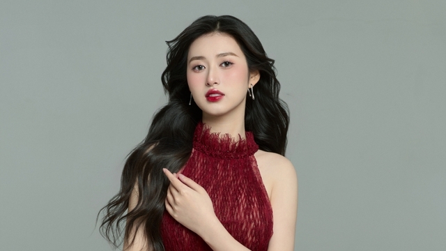 Hoa khôi Trâm Anh đặt mục tiêu tiến xa ở Miss Earth Vietnam 2025