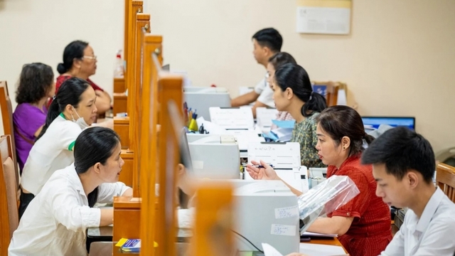 Công chức được giảm nhẹ mức kỷ luật nếu tự giác nộp tài sản tham nhũng