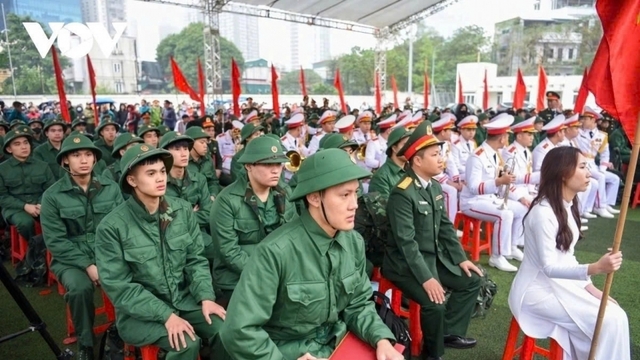 Chỉ huy trưởng Ban Chỉ huy phòng thủ khu vực được thăng, giáng cấp quân hàm