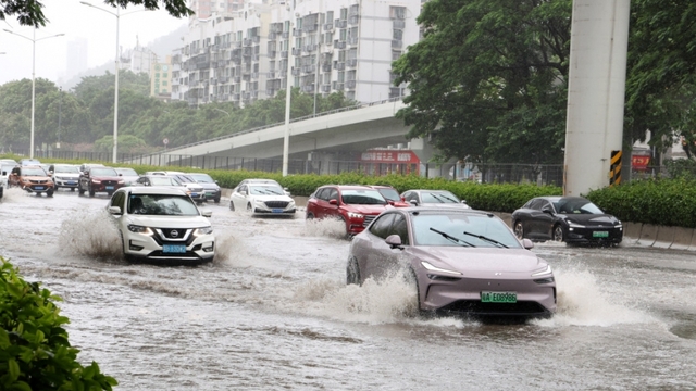 Bão Wipha đổ bộ 2 lần vào Trung Quốc, tỉnh Quảng Đông sơ tán gần 670.000 người