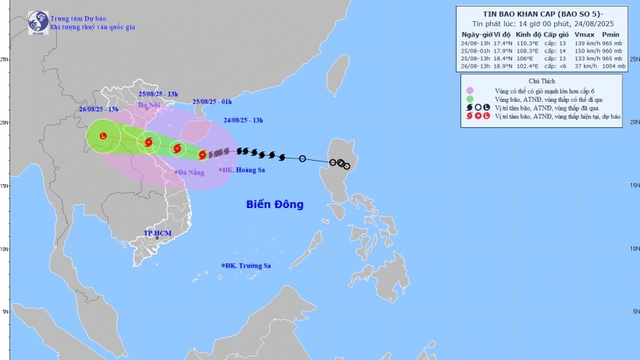 Bão số 5 giật cấp 15, áp sát bờ biển Thanh Hóa – Quảng Trị