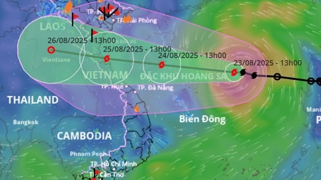 Bão số 5 hiện cách đặc khu Hoàng Sa khoảng 220km