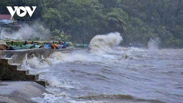 Thủ tướng chỉ đạo khẩn ứng phó mưa lũ sau bão số 5