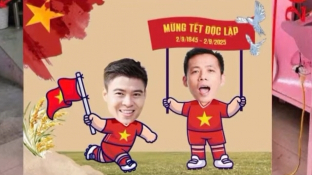 Duy Mạnh, Văn Quyết có hành động đẹp, hướng về đại lễ A80