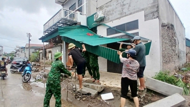 Hưng Yên khẩn trương khắc phục thiệt hại do bão số 10