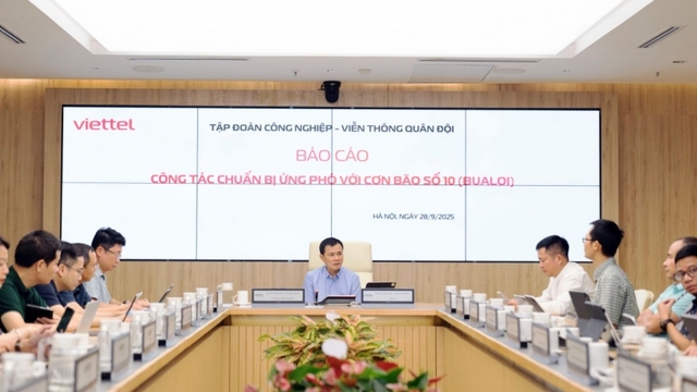 Viettel không chủ quan với mọi biến động của bão BUALOI