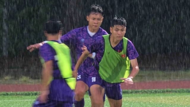 U18 Việt Nam có khởi đầu gian nan trên đất Hàn Quốc