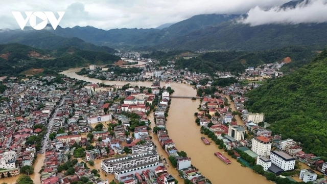 Thủ tướng Campuchia gửi thư thăm hỏi người dân Việt Nam ảnh hưởng bão lũ