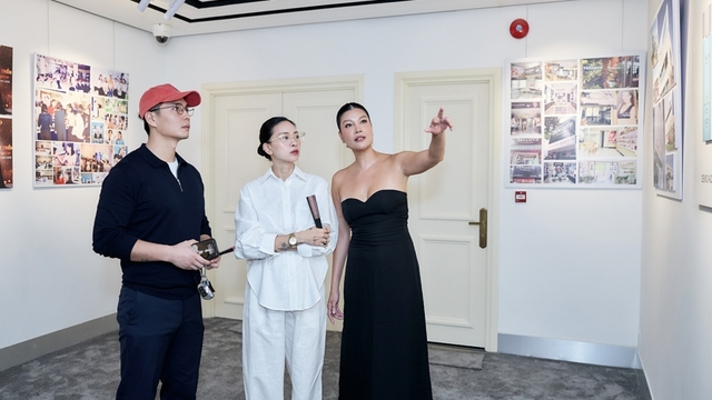 "Mẹ bỉm" Ngô Thanh Vân gây chú ý với vẻ đẹp thanh lịch sau sinh