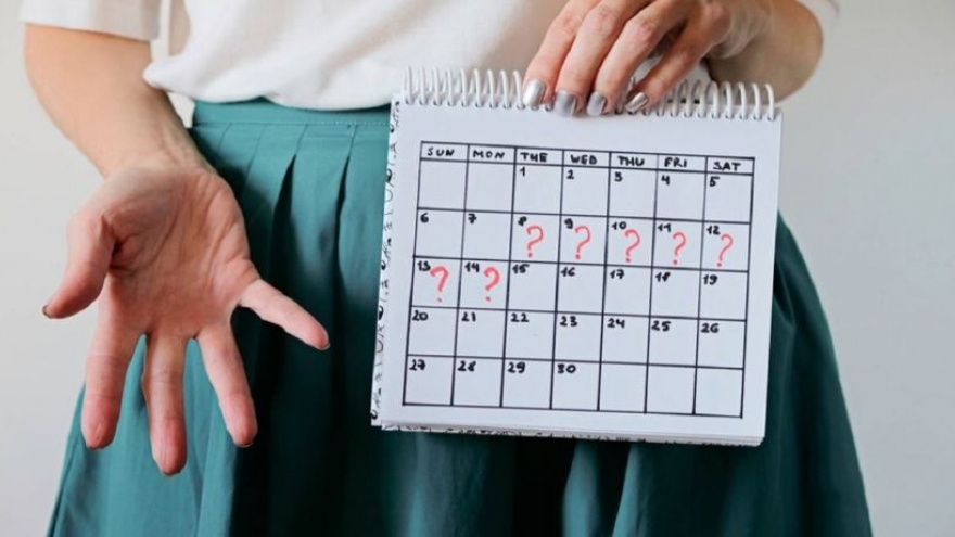 Phụ nữ bao nhiêu tuổi thì mãn kinh và cách vượt qua giai đoạn này