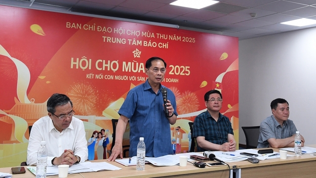 Phó Thủ tướng Bùi Thanh Sơn yêu cầu đẩy nhanh tiến độ chuẩn bị Hội chợ Mùa thu