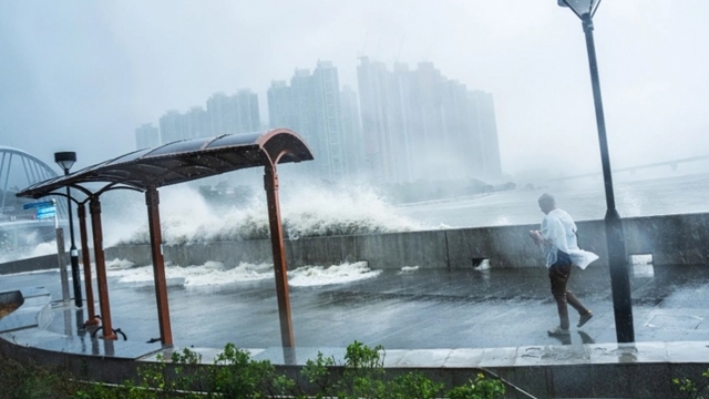 Chuyên gia cảnh báo hiệu ứng "bão chồng bão", Trung Quốc ứng phó khẩn cấp