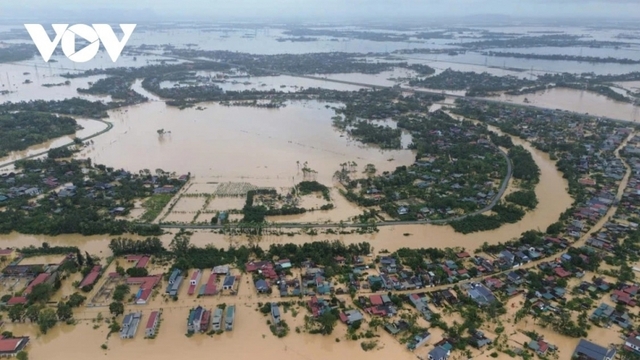 Bão chồng bão, lũ chồng lũ đang gây ra nhiều khó khăn, bất lợi